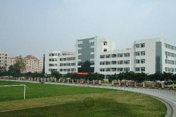 贵阳职高学校
