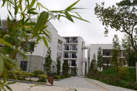 贵州盛华职业学院寝室宿舍条件与学校食堂环境图片